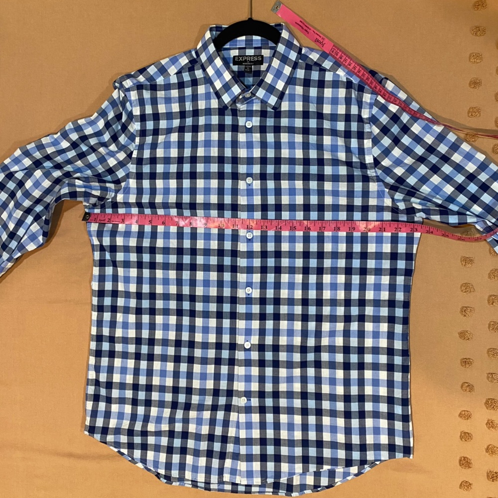 Express Modern Fit Button Down - Picture 3 of 6